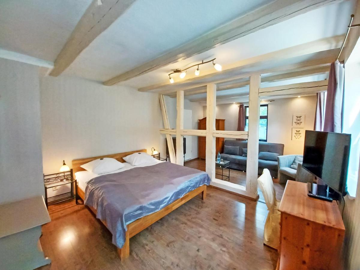 Schlossberg-Hotel Garni Wernigerode Exteriör bild